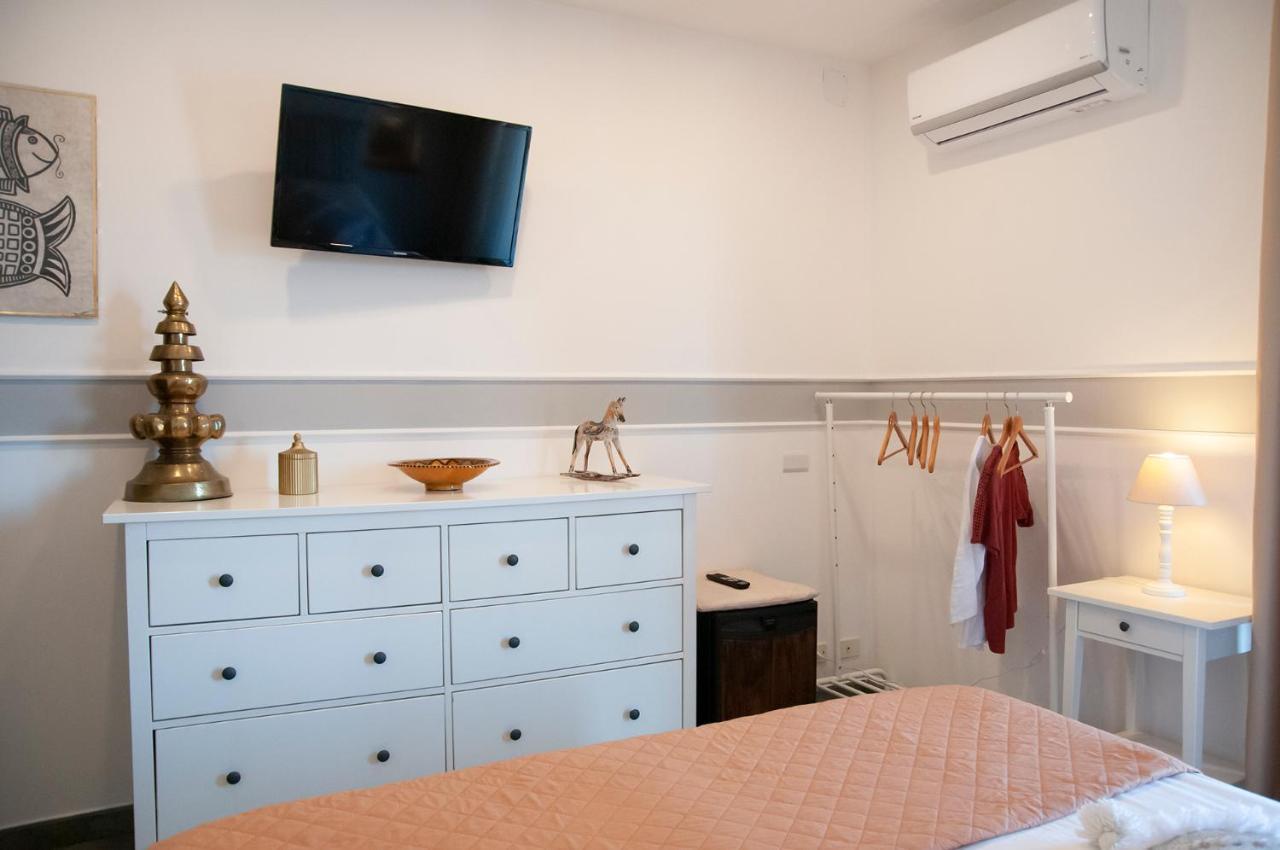 Attico Rooms Giardini Naxos Exteriér fotografie